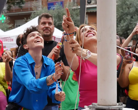 Marcha y Paris de Noia Alcorcón LGTBI