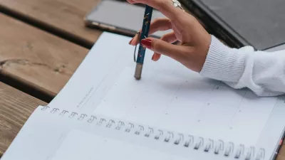 Посилання на інформацію, пов'язану з державною зайнятістю