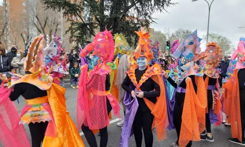 BASES PARA OTORGAR AUTORIZACIÓN PARA LA EXPLOTACIÓN DE UNA BARRA DE BAR CENTRO MUNICIPAL DE LAS ARTES, CON MOTIVO DE LA FIESTA DE DISFRACES DENTRO DEL CARNAVAL ALCORCON 2024