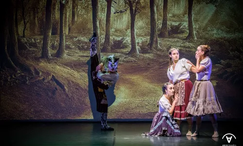 DANZA. Carmencita y el Lobo. CaraBdanza
